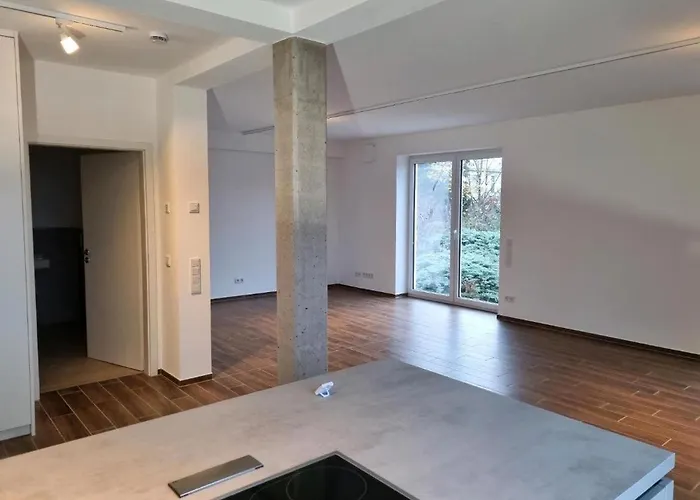 Apartamento Modernes 2-zimmer Luxus Mit Balkon- Stilvolle Und Gemuetliche